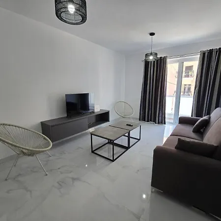 Saphire No 6 * St Paul's Bay