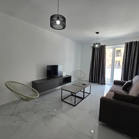 Saphire No 6 St. Paul's Bay