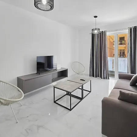 公寓 Spacious Two Bedroom Close To Promenade With Wifi And Ac
