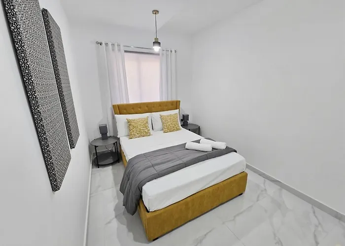 Saphire No 6 * St Paul's Bay